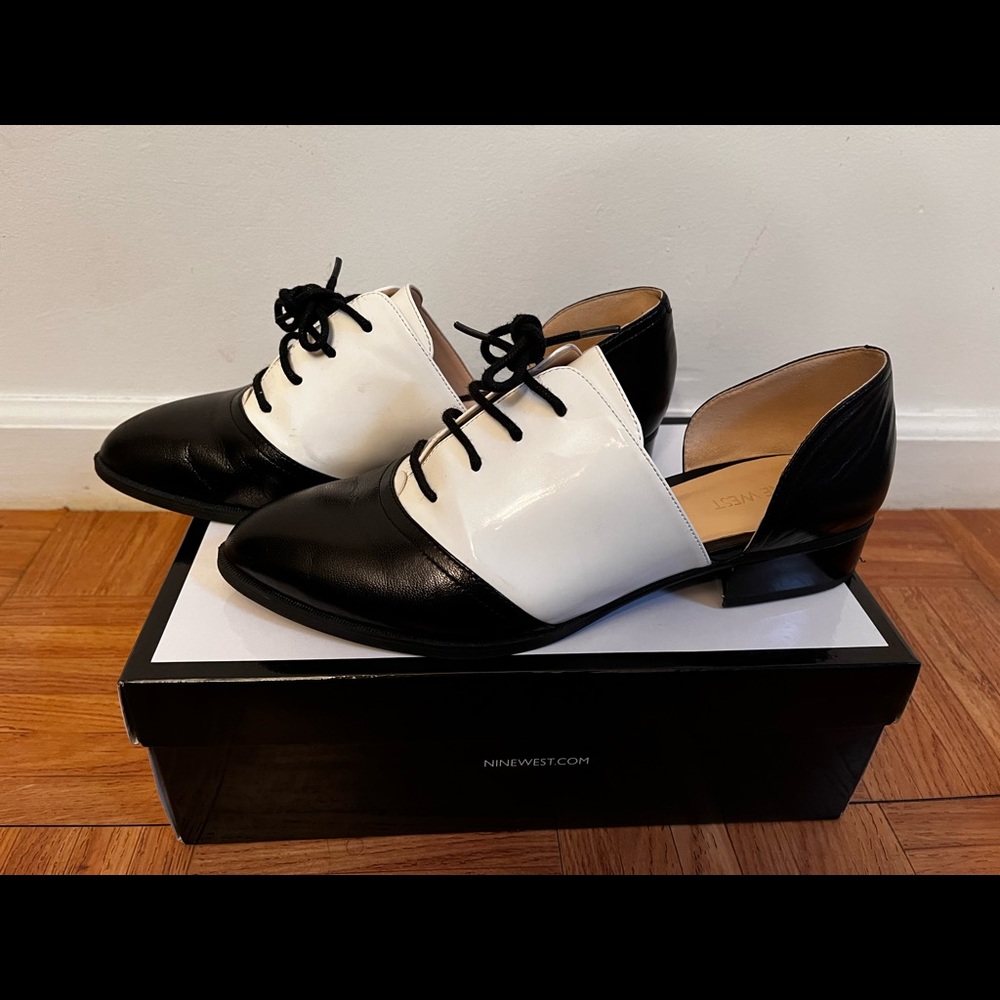 Black and white cut out oxfords by Nine West